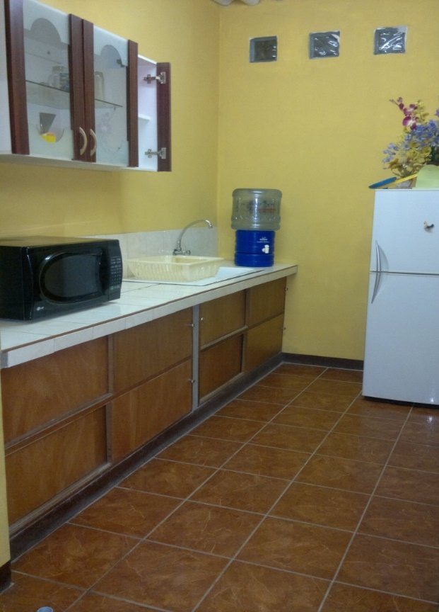 Kitchenette equipada